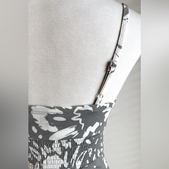 American Eagle Summer Dress - Picture 4 of 5